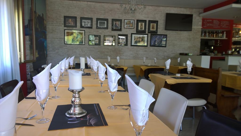 Hotel Cubamia Romano D'Ezzelino Buitenkant foto